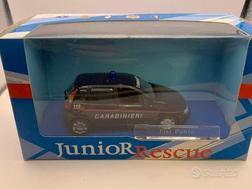 Modellino auto fiat punto carabinieri cararama