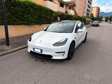 Tesla Model 3 Performance
