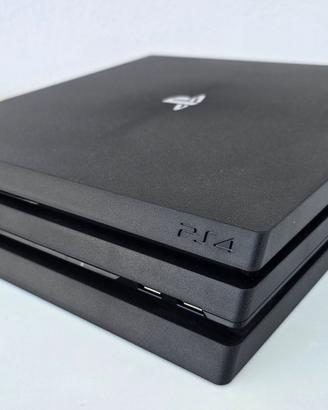 PlayStation 4 Pro da 1 Terabyte come nuova