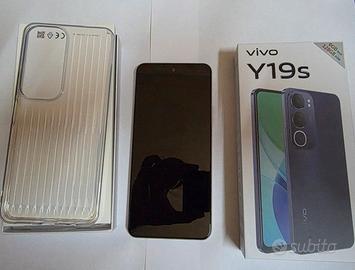 Smartphone Vivo Y19s grigio pari al nuovo. 