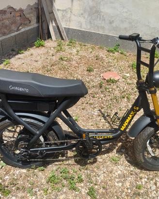 bici elettrica MADMAX S argento 2020