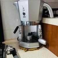 Macchina per caffe’ Mokona Bialetti