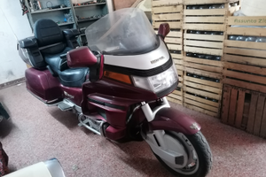Honda Goold Wing 1500cc anno 1989