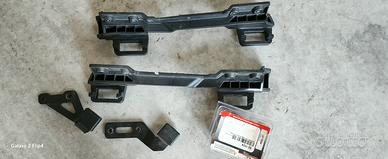 attacchi borse laterali v85