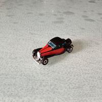 Modellino auto Bugatti, marca Hot Wheels, vintage.
