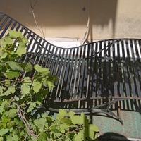 cessata attività lettino metallo