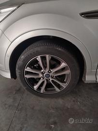 Pneumatici 235/50 r18  Ford