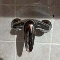 Miscelatore per doccia da parete cromato