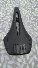 sella bici da corsa e mtb