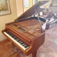 Pianoforte a coda Schimmel