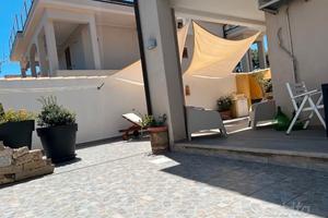 Piano terra con posto auto