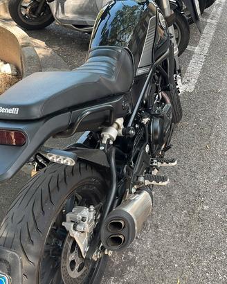 Benelli Leoncino 500
