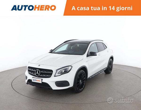 MERCEDES-BENZ GLA 200 DC89818