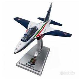 MODELLINO SCALA 1 : 100 M 346 FRECCE TRICOLORI