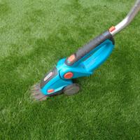 Gardena forbici per bordi-prato con manico telesc.