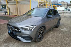 Mercedes GLA 200 4MATIC +GANCIO TRAINO 