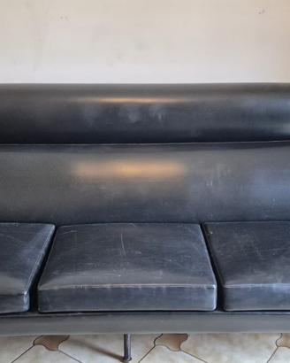 Due divani vera pelle