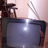 Televisore B/N Radiomarelli RV 672 A