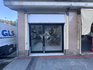 NEGOZIO A SANTA MARGHERITA LIGURE