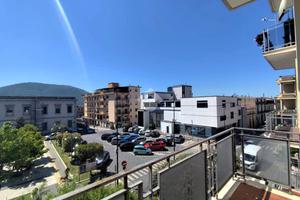 4 LOCALI A SANTA MARIA A VICO
