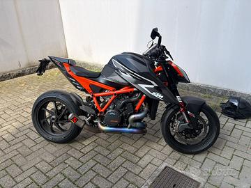 KTM SuperDuke 1290 RR 2023