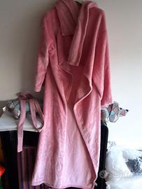 Vestaglia lunga rosa