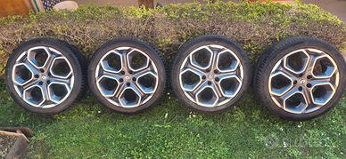 Cerchi in lega 19" 