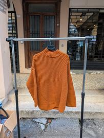 Maglione arancione 