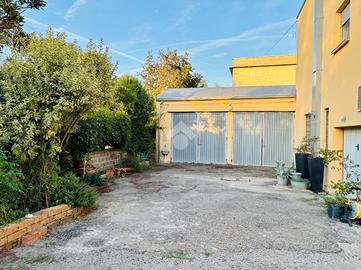 MAGAZZINO A MALALBERGO