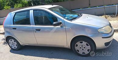 FIAT PUNTO a metano ( a consume bassissimo)