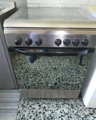 cucina a gas con forno elettrico