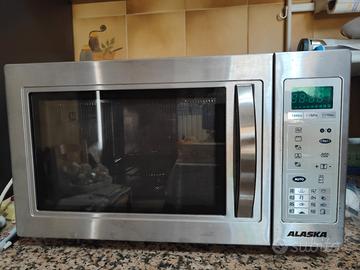 microonde Alaska mw 1000 GC perfettamente funziona