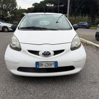 Toyota Aygo 1.0 12V VVT-i 3 porte Sol