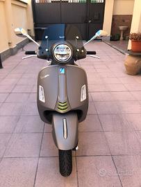 Vespa 300 Super tech