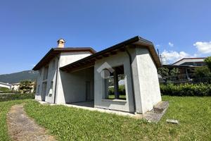 VILLA SINGOLA A BORSO DEL GRAPPA