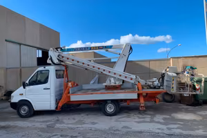 Mercedes Sprinter con Cestello So. Ca. Ge. 16/8