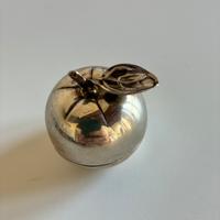 Portapillole argento 800 a forma di mela