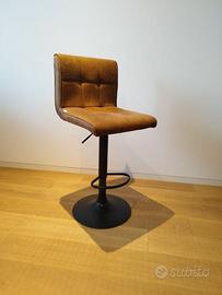 Coppia sgabelli da bancone