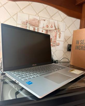 Computer ASUS nuovo