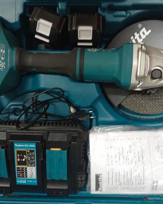 Smerigliatrice Makita a batteria 230mm