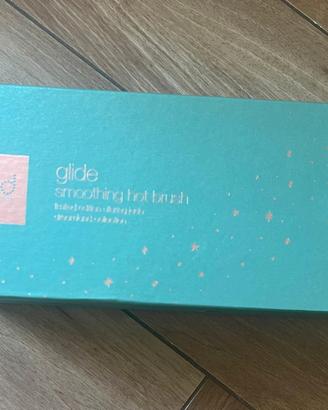 Spazzola lisciante per capelli GHD