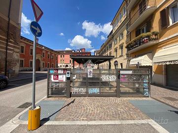 AUTORIMESSA A VERONA