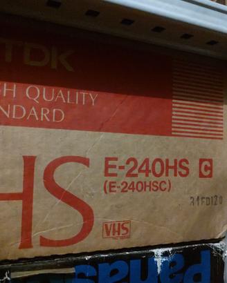 Videocasette vhs nuove 10 pz in scatola