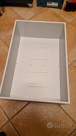 Contenitore in legno grigio