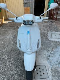 Vespa primavera 125 Justin Bieber limited edition