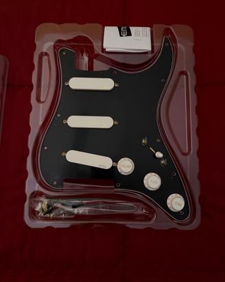 EMG DG20 David Gilmour Black/White Set