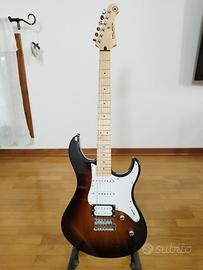 Chitarra elettrica Yamaha Pacifica 112VM