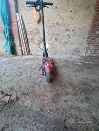 monopattino elettrico come nuovo