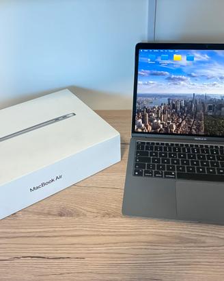 MacBook Air M1 da 13”, RAM 8GB SSD 256 Retina