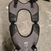 SOSTEGNO PER MARSUPIO DA SERBATOIO GIVI